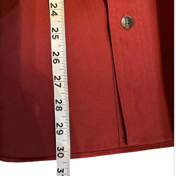 G. H. Bass & Co Excursion Performance Men’s XL Button Shirt. Burgundy color. - Picture 3 of 7